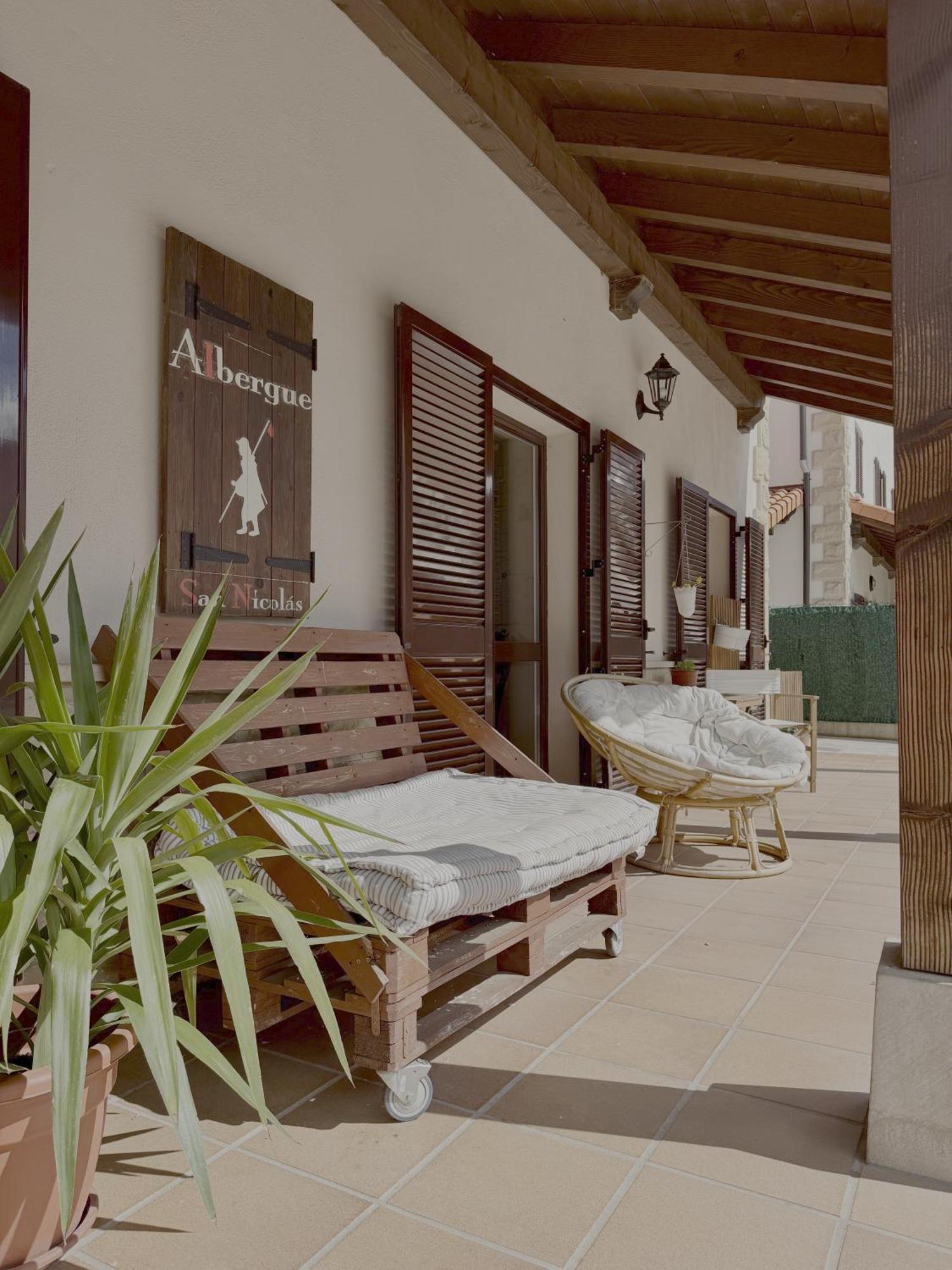 Albergue San Nicolas Larrasoana Εξωτερικό φωτογραφία